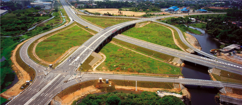 斯里兰卡科伦坡-卡通纳亚克机场高速公路.jpg